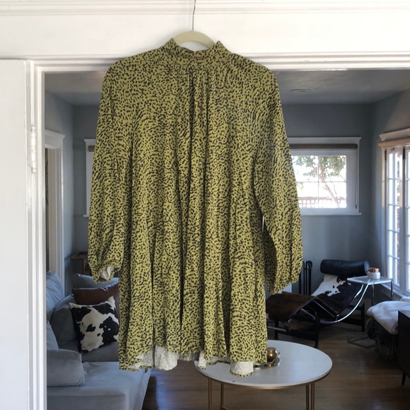 H&M Dresses & Skirts - H&M | LIKE NEW petit dress ✨